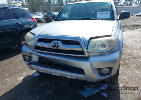 2008 Toyota 4Runner Sr5 V6 z USA, uszkodzony, nr VIN JTEBU14R78K024853